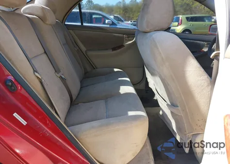 2005 Toyota Corolla Le z USA, uszkodzony, nr VIN 1NXBR32E65Z352021